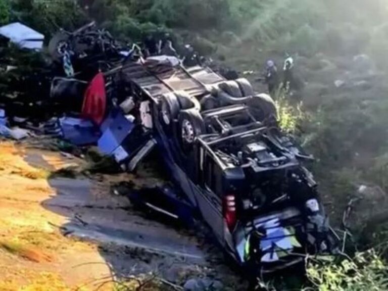 Terrible accidente en Zacatecas deja al menos 24 muertos y 5 heridos