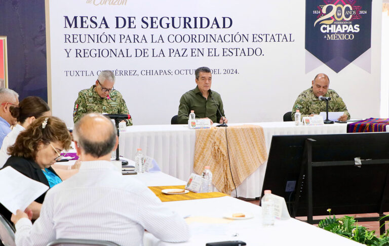 Traslados en aeronaves oficiales siguen salvando vidas, destaca Rutilio Escandón