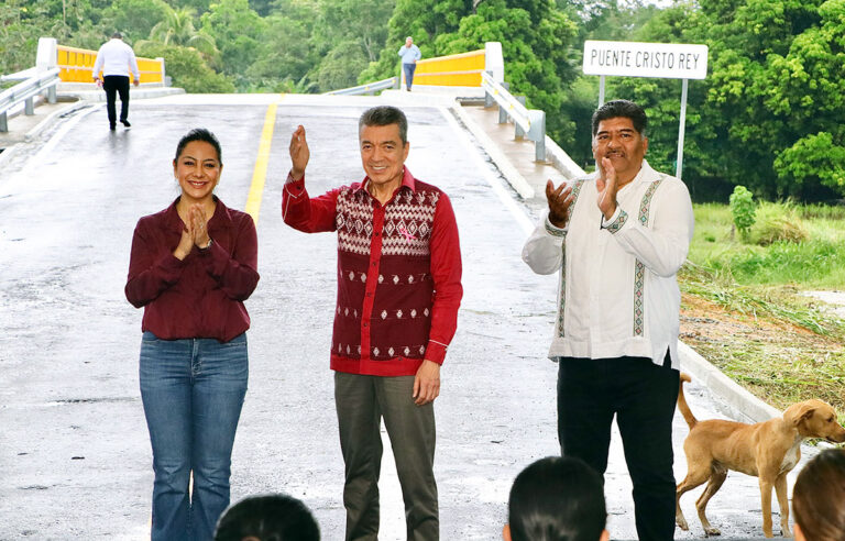 Rutilio Escandón beneficia a comunidades de Reforma con el puente Cristo Rey