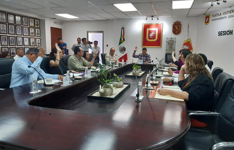 Cabildo tuxtleco aprueba 6 mdp en la compra de materiales para reparar calles
