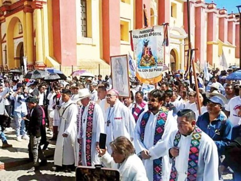 Marcha por la paz hace eco en Chiapas; “Fuera Narcos”, “no a la violencia”, las consignas