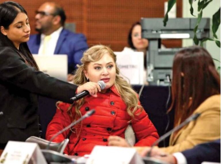 Senado acelera fin de órganos autónomos; pasa en comisiones