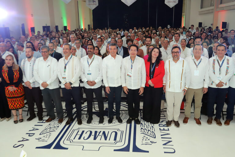 Rutilio Escandón asiste a la inauguración de la Conferencia Internacional ANUIES 2024 encabezada por Mario Delgado