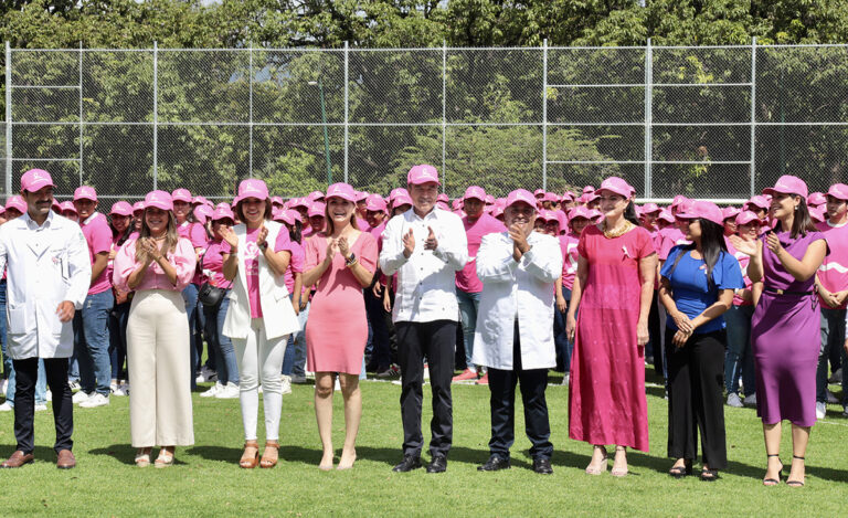 Conmemora Rutilio Escandón el mes de la sensibilización sobre el Cáncer de Mama