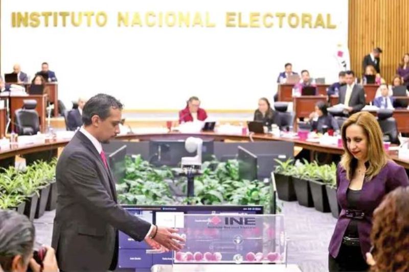 nac2211224