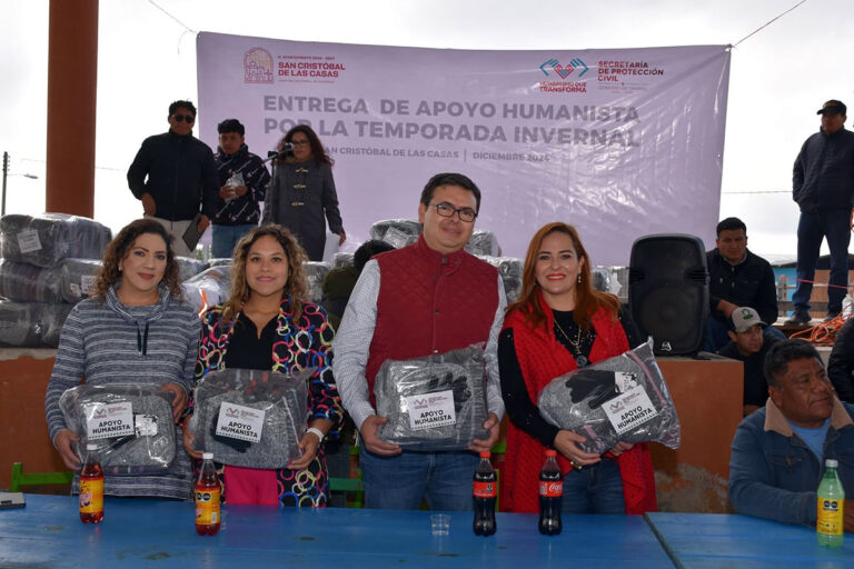 Entrega Fabiola Ricci ayuda humanitaria