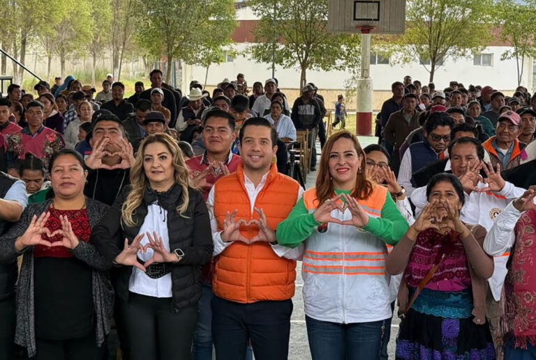 Atestigua Fabiola Ricci la entrega de Apoyos Humanitarios para la Temporada Invernal