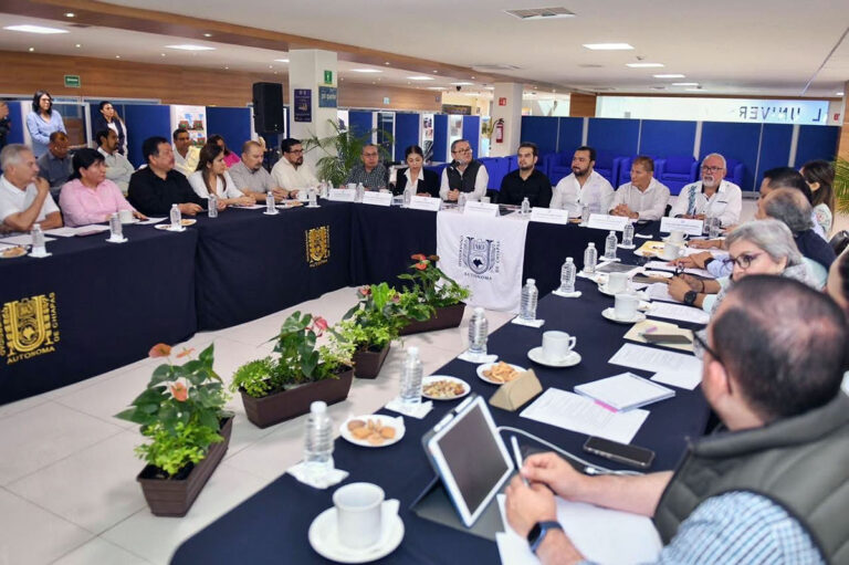 Más de 400 estudiantes de la UNACH formarán parte del Programa de Alfabetización ‘Chiapas puede’