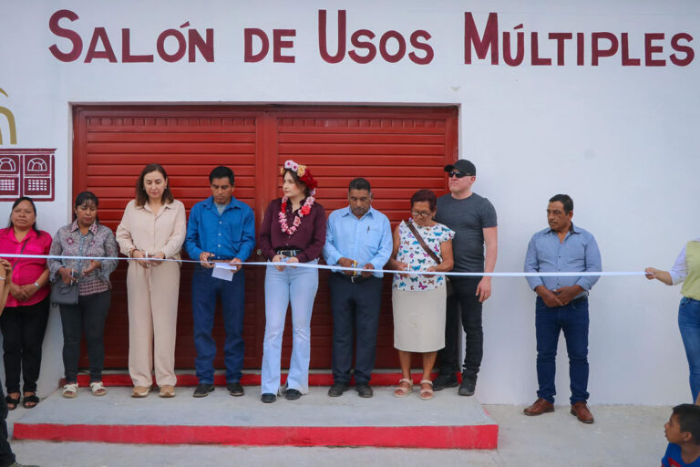 Valeria Rosales inaugura Cedeco en Roblada Grande