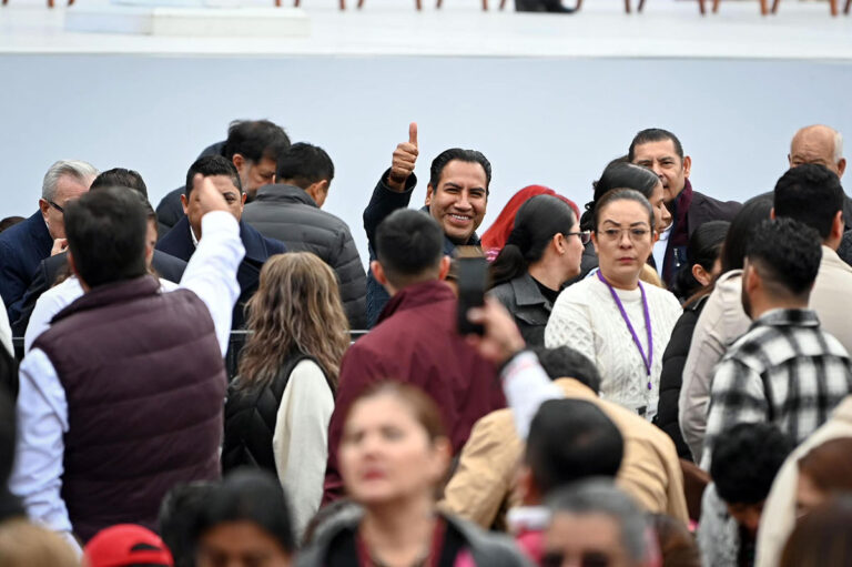 Asiste Eduardo Ramírez al informe de los 100 días de gobierno de la presidenta Claudia Sheinbaum