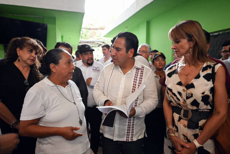 Visita Eduardo Ramírez el Albergue Jesús el Buen Pastor, en Tapachula