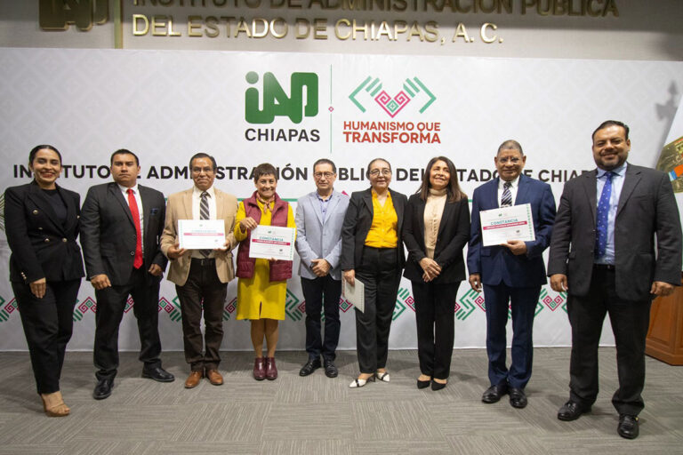 IAP realizó coloquio de investigación en el marco del día internacional de la educación