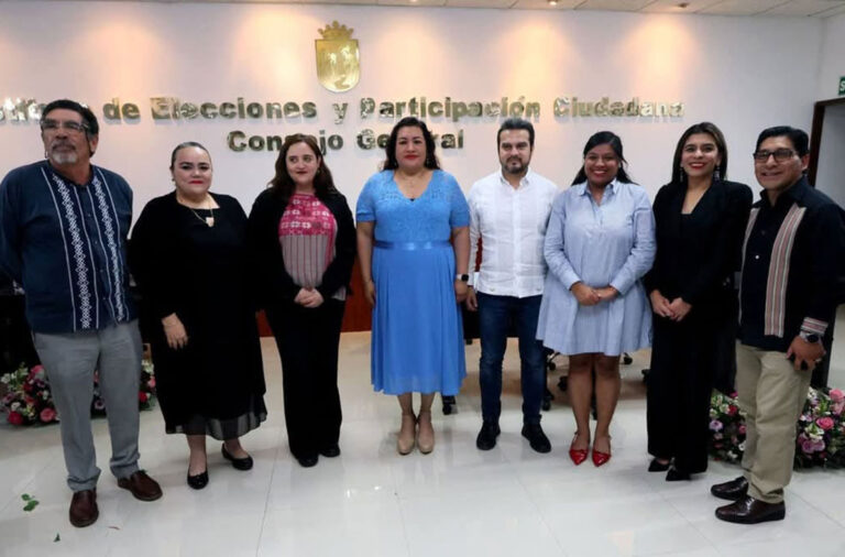 Firman IEPC y SEECH, convenio para realizar foros de consulta relativos al Programa de Alfabetización ‘Chiapas Puede’