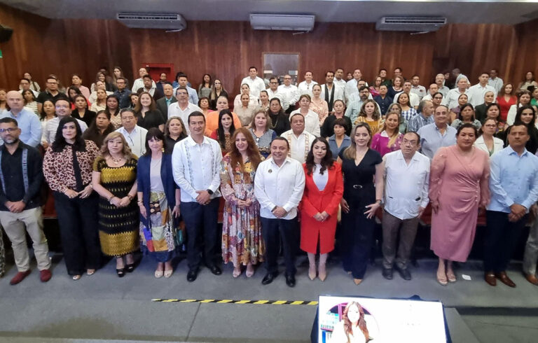 Llama Moreno Guillén a consolidar una democracia electoral libre, justa y transparente