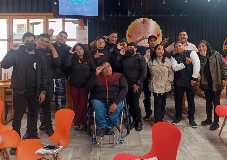 Se realizan cursos de inclusión social en San Cristóbal ‘Ponte en mi lugar’