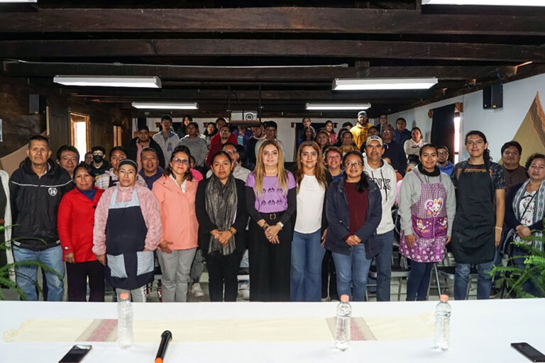 Inaugura Semuigen los Talleres 2025 de La Albarrada