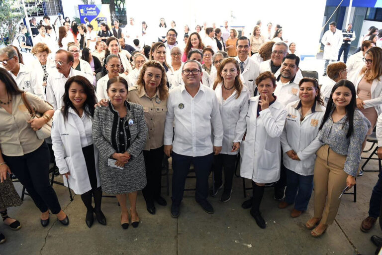 Asiste Oswaldo Chacón al UNACH Fest en la Facultad de Medicina Humana Campus II