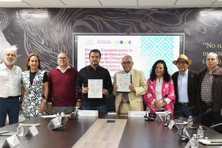 Atestigua el rector Oswaldo Chacón Rojas el acuerdo entre la SE y UDUALC
