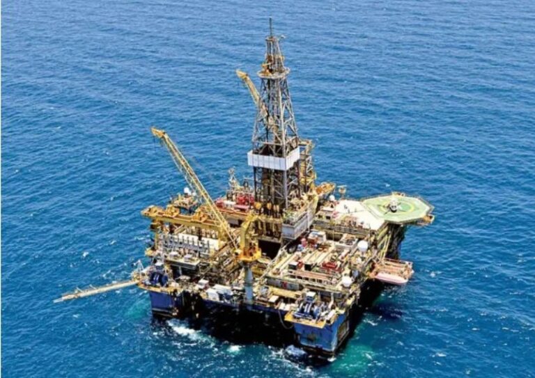 Pemex y CFE podrán ‘batear’ los adeudos que tengan con acreedores