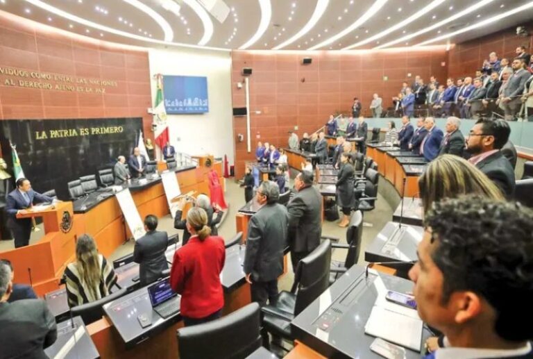 Descongela Senado becas para jóvenes; no prevén cambios