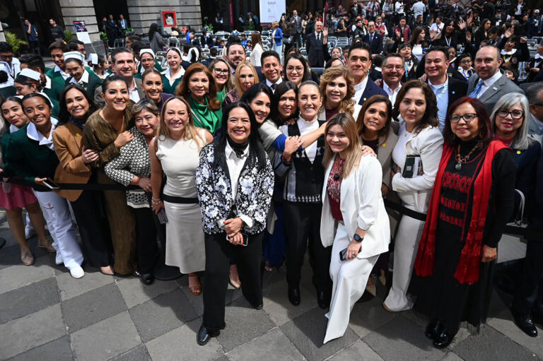 Claudia Sheinbaum da banderazo a la estrategia nacional vive saludable, vive feliz