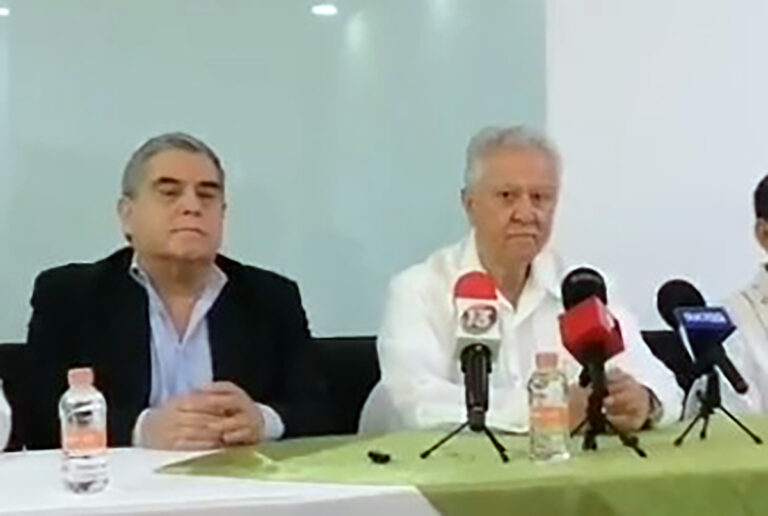 Transportistas luchan contra alza de combustibles y su mala calidad