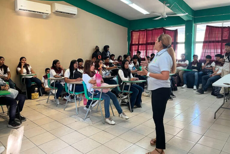 CECyT 22 Ricardo Flores Magón realizó curso de inducción del programa ‘Chiapas Puede’