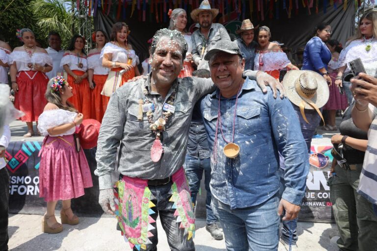 Eduardo Ramírez y el pueblo de Ocozocoautla viven el Carnaval Zoque