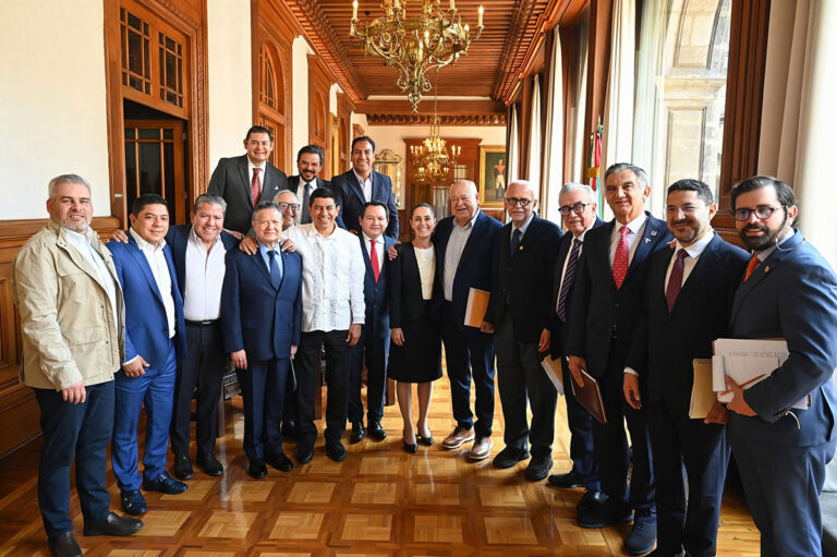 Participa Eduardo Ramírez en reunión encabezada por la presidenta Sheinbaum para revisar el IMSS-Bienestar