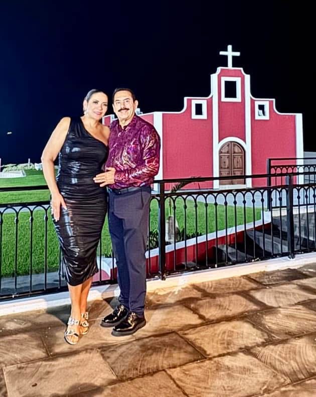 Lorena Alvarado y Juan Álvarez