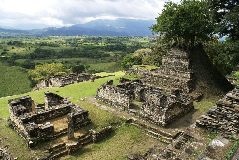 ‘Enamoran’ a estudiantes para que opten por Arqueología