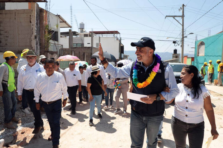 La justicia social llega a Loma Bonita con Calles Felices: Ángel Torres