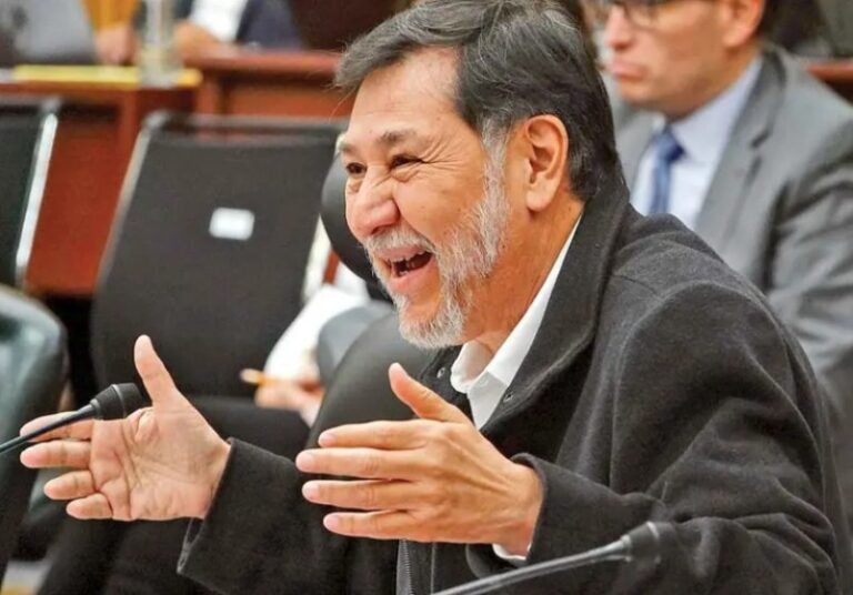 “Carroñeros”; llama Noroña a senadores