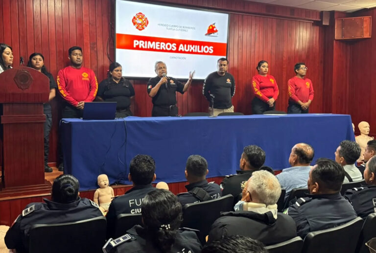 Secretaría de Seguridad del Pueblo se capacita en primeros auxilios