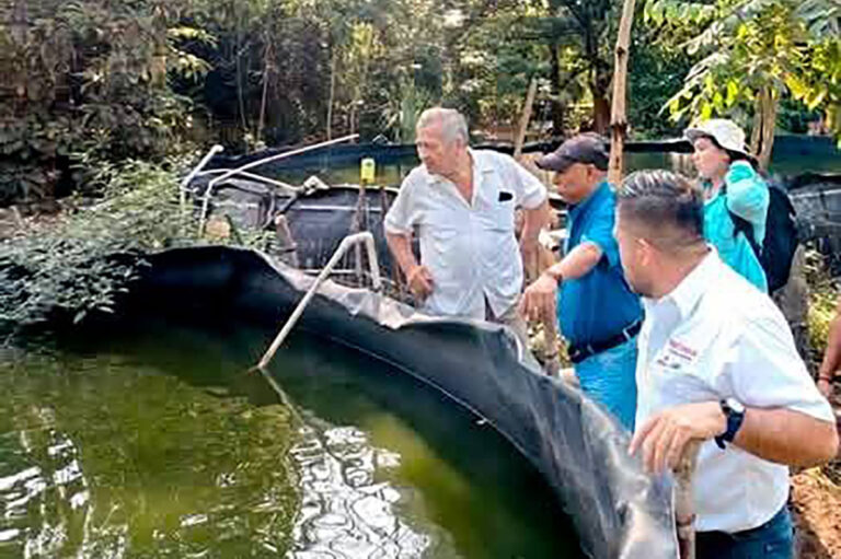 Ayuntamiento de Tapachula atiende planteamientos de productores acuícolas