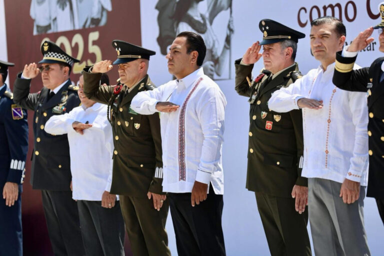 Eduardo Ramírez atestigua toma de protesta del nuevo comandante de la 31 Zona Militar