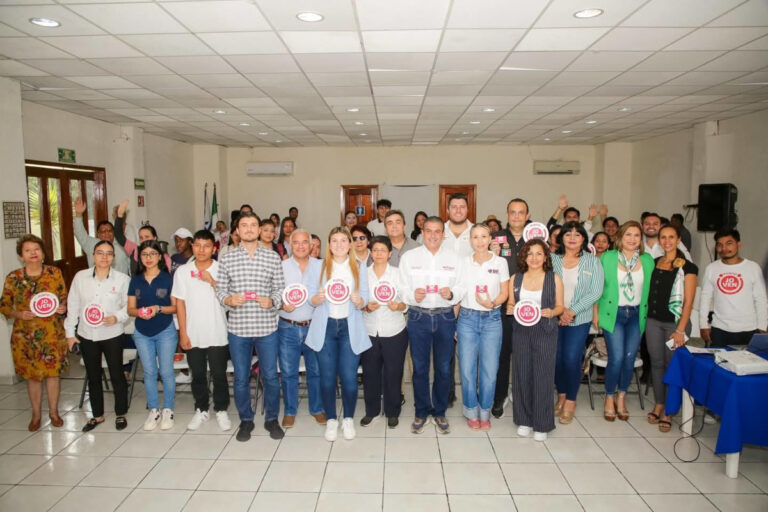 Por el bienestar de las juventudes, Yamil Melgar asiste a presentación del Programa ‘Punto Joven’
