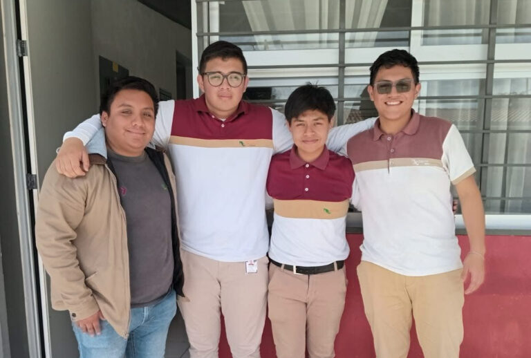 Estudiantes del CECyT 20 San Cristóbal crean aplicación móvil de rehabilitación con inteligencia artificial