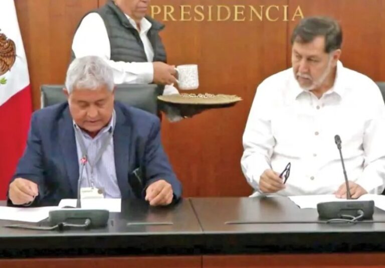 Piden a Noroña explicar disculpa; el acto causó polémica en la web