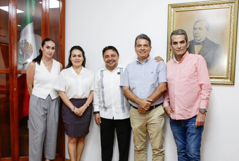 Juan Carlos Moreno Guillén se reúne con el presidente del Centro Empresarial Chiapas