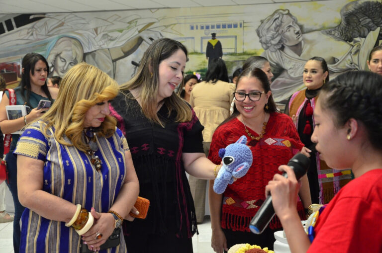 Realiza Voluntariado del Poder Judicial Bazar Tradicional