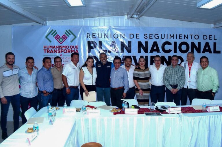 Participa Fabiola Ricci en reunión estatal del Plan Nacional de Vivienda