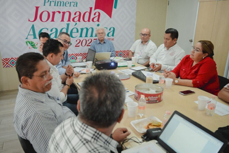 Cecytech se reúne con coordinadores de zona para dar seguimiento a estrategias educativas