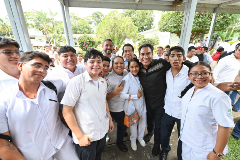Eduardo Ramírez fortalece infraestructura educativa en el Conalep 68, de Tuxtla Chico