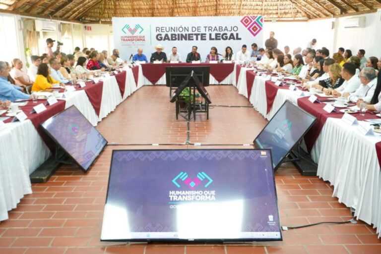 Eduardo Ramírez destaca avances de gobierno y llama a no bajar la guardia