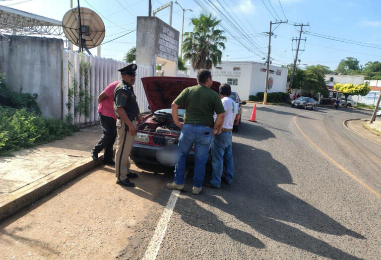 SSP a través de Tu Ángel Guardián brindan apoyo a automovilistas en Chiapas