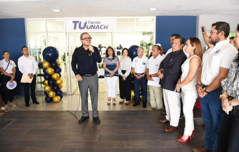 Abre nuevamente Tienda UNACH en Tapachula