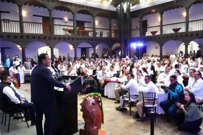 Eduardo Ramírez destaca a la educación como prioridad para fortalecer la paz y el desarrollo en Chiapas