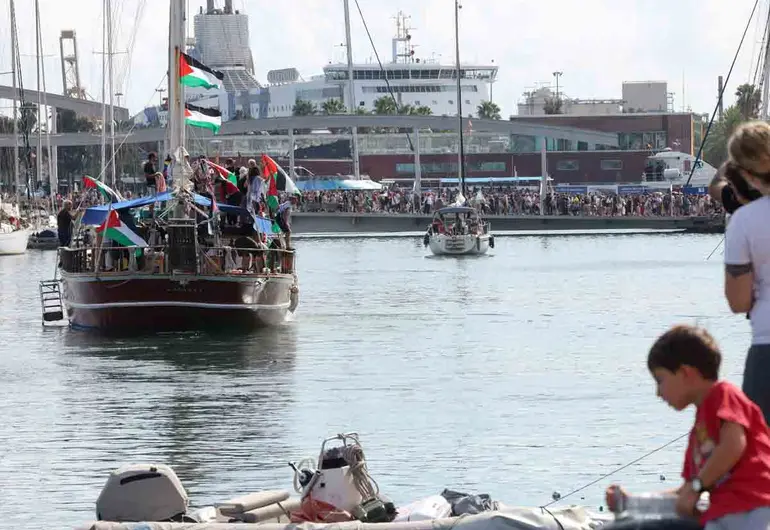 flotillagaza010925