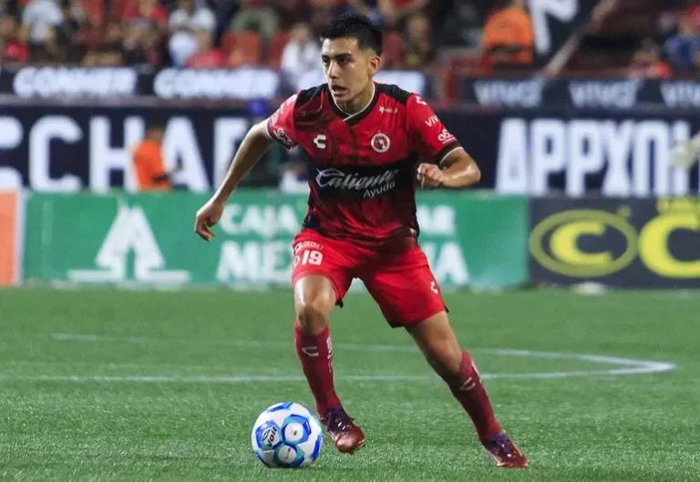 Gilberto Mora tendría nuevo socio en el Tri